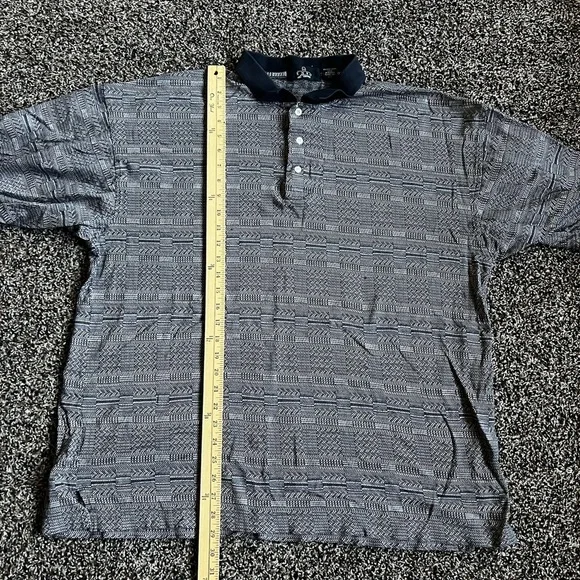 Stylish Black Patterned Polo Shirt - Picture 5 of 9